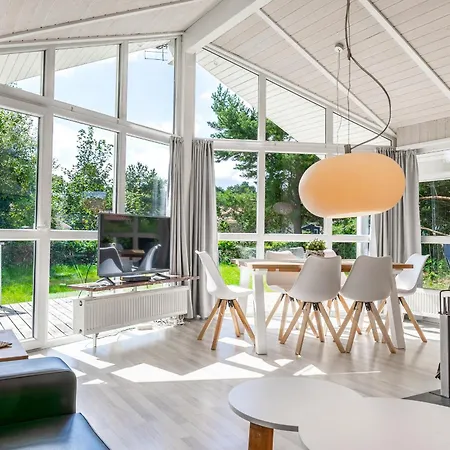 Strandblick - Dorf 1 08 Priwall